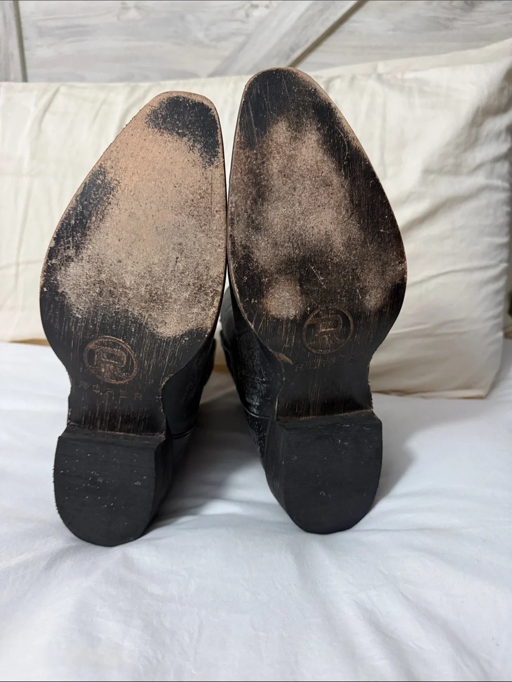 Classic women’s Roper Black Western Boots - Distressed Leather